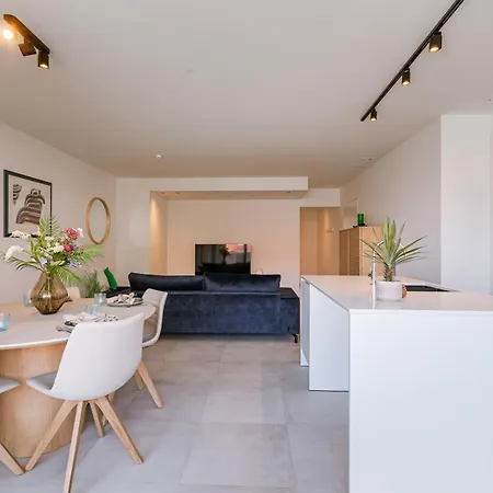 Huswell - With Terrace In The Heart Of Nieuwpoort